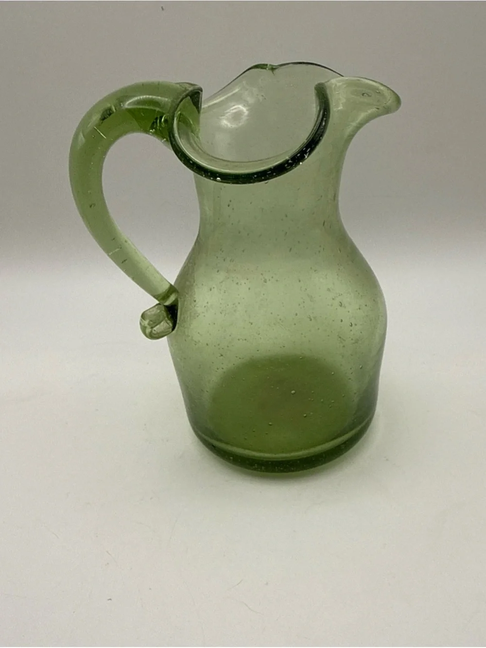 Vintage Hand Blown Green Bubble Glass Pitcher Vase Jamestown Virginia Glasshouse